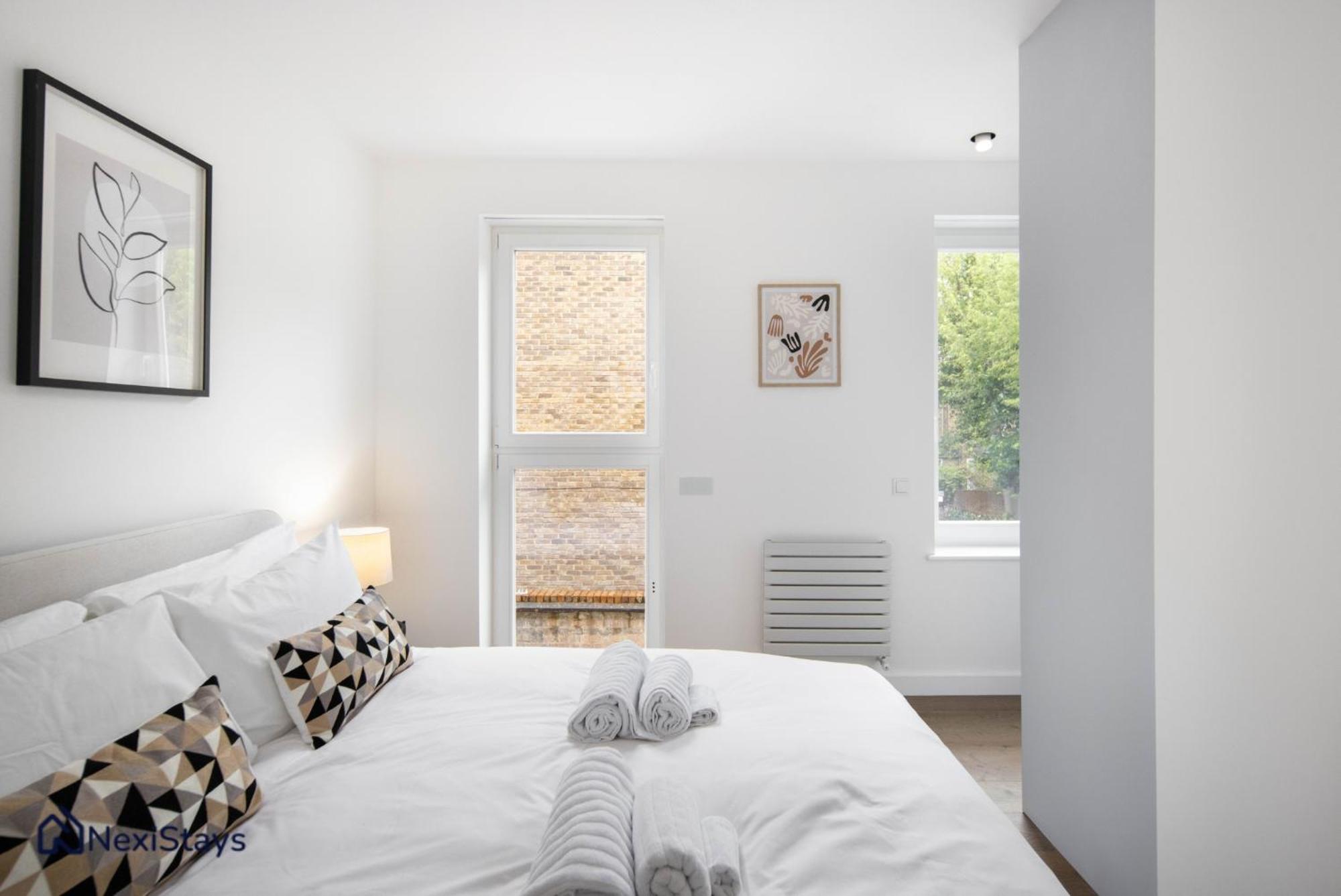 1 Min Walk To Euston Station, Modern Townhouse Apartment London Ngoại thất bức ảnh
