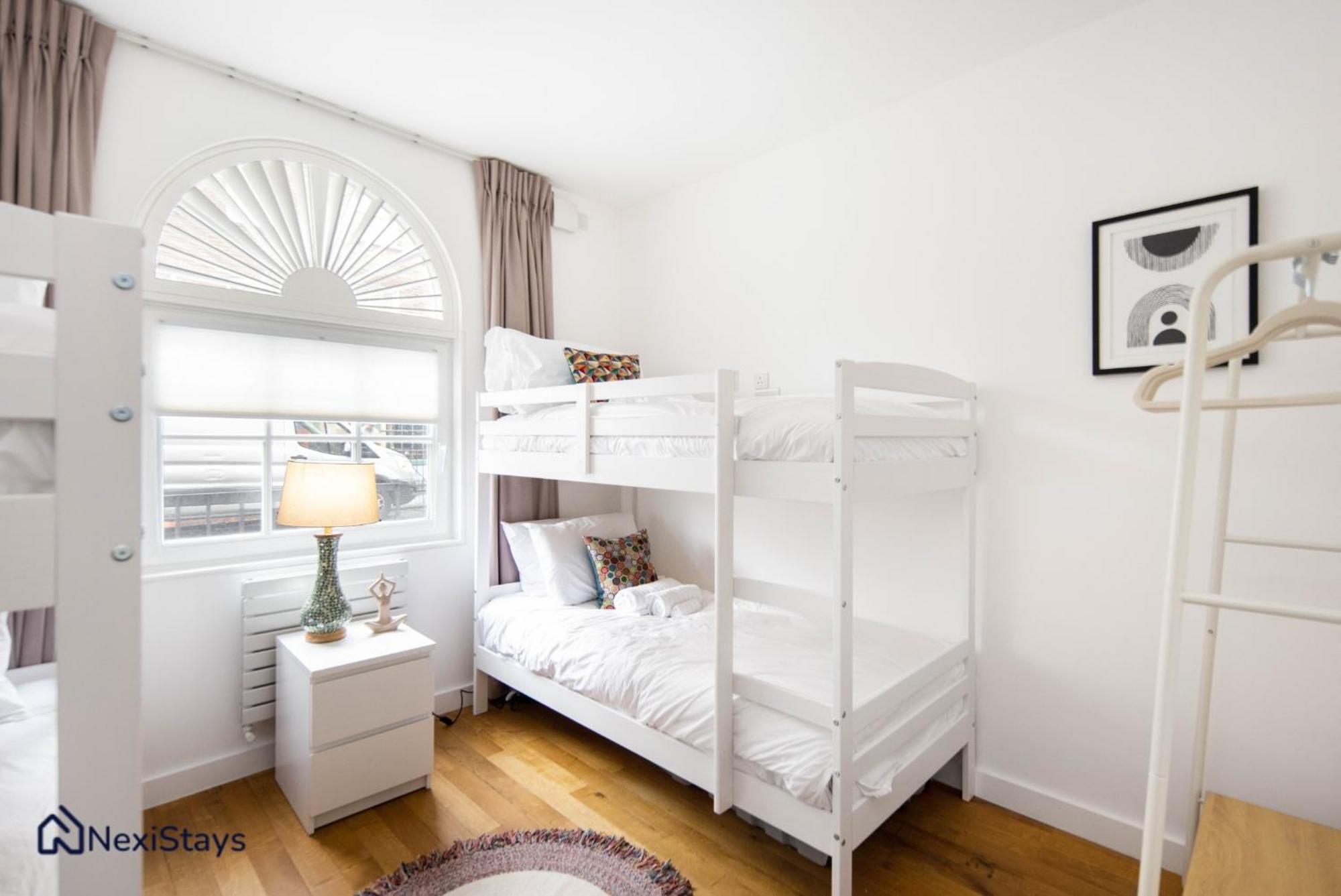 1 Min Walk To Euston Station, Modern Townhouse Apartment London Ngoại thất bức ảnh